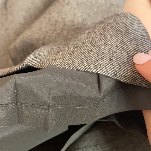 Cropped Slacks from Banana Republic - Picture 4 of 9